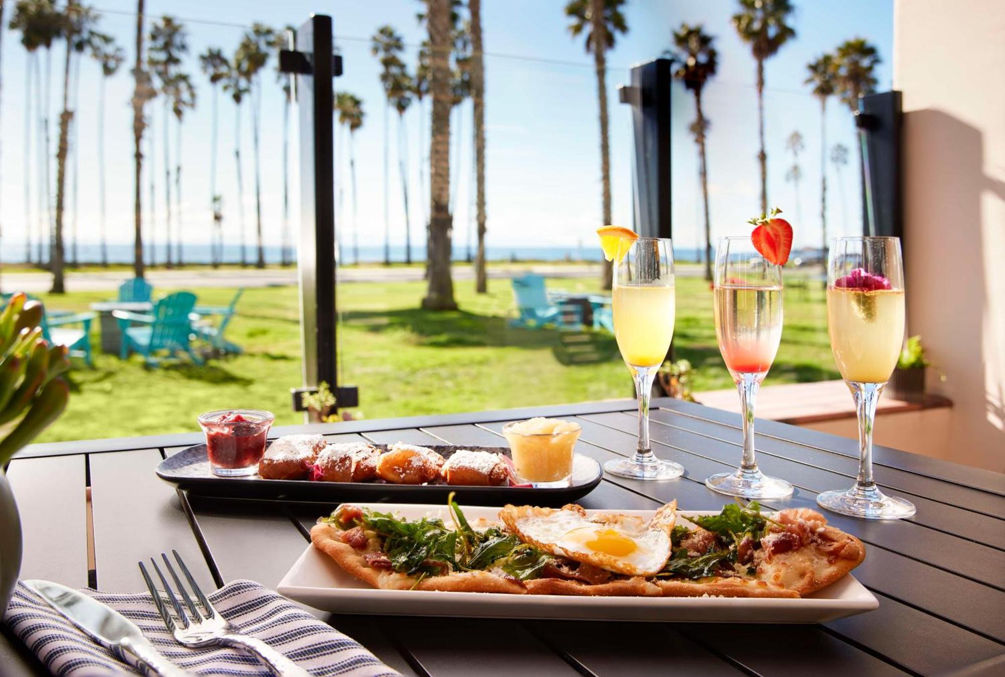 Hilton Santa Barbara Beachfront Resort Extérieur photo